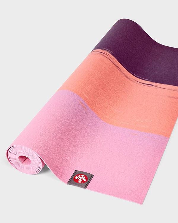 Manduka Travel Yogamat Eko Superlite - Fuchsia Stripe – Bild 4